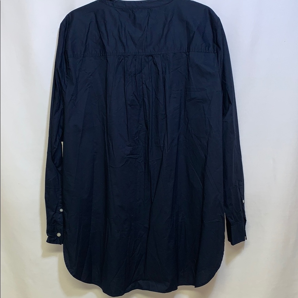 Amazon Essentials Dark Blue Long Sleeve with White Buttons - Picture 5 of 6